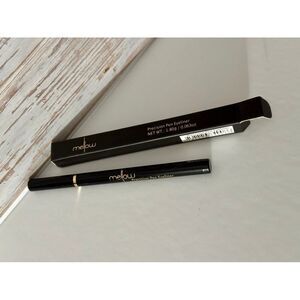 Mellow - Liquid Precision Eyeliner - Black - Vegan/Cruelty Free New In‎ Box